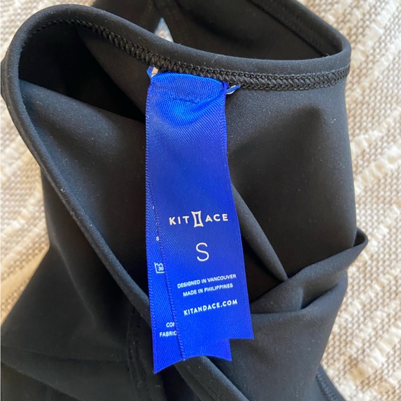 Kit & Ace Black Scoopneck Tank Size S - Picture 4 of 5